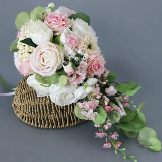 Vintage Artificial White and Lilac Wedding Bouquets for Bridesmaid Carla Lily Church Home Decor Gifts Bride ramo de quinceañera